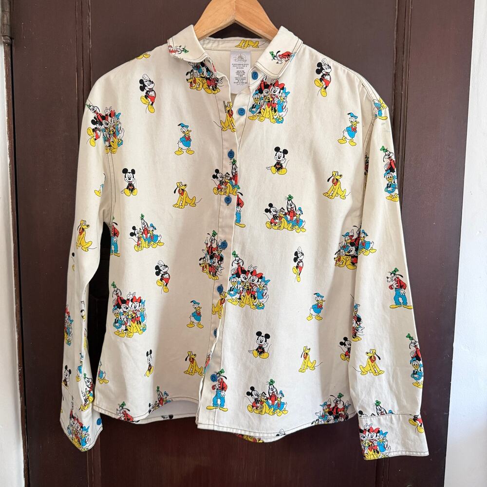 DISNEY Parks Mickey and friends All over print Boxy Fit Button Shirt Extra Small